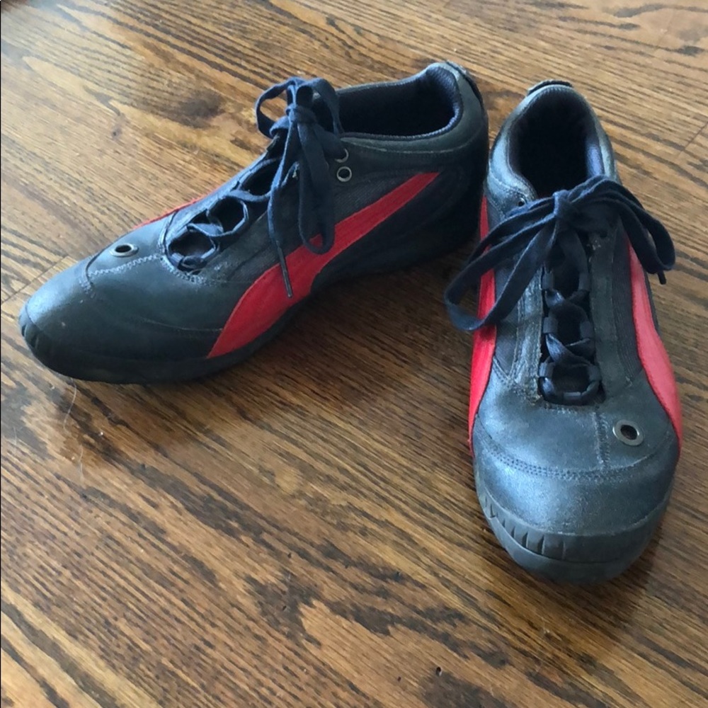 Men’s puma sneakers